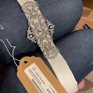 Asonia Ivory Sash with silver beading